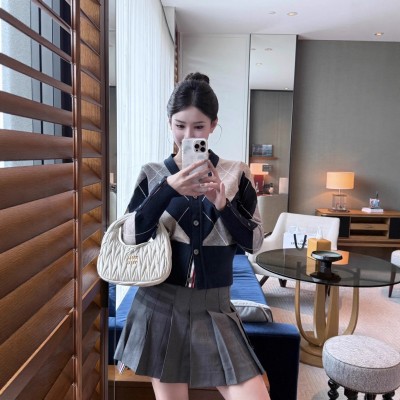 TB秋冬季羊毛新款针织开衫女士V领休闲百搭显瘦羊毛同款开衫女款 1件图3