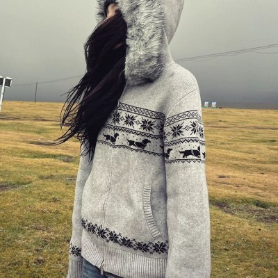 费尔岛毛衣开衫慵懒感女秋季毛领连帽针织衫软糯外套宽松上衣图3