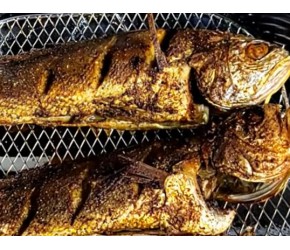 小黄鱼除了红烧清蒸用空气炸锅烤出来是别有风味