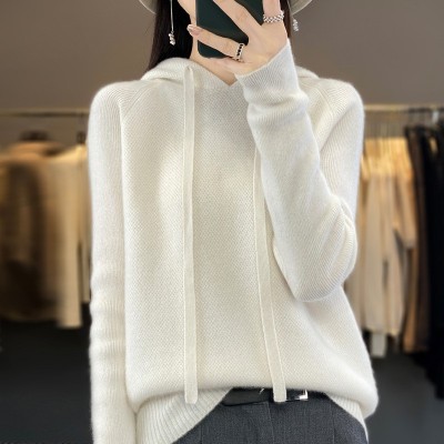 一线成衣100%纯羊毛2025秋冬新女短款纯色帽衫套头打底针织衫毛衣图4