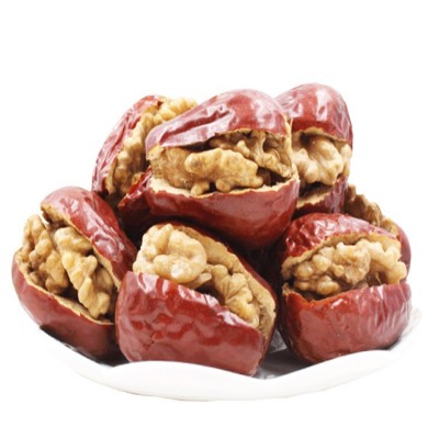 新疆红枣夹核桃夹心枣500g/袋 新疆和田无核骏枣核桃仁2片 2包图2