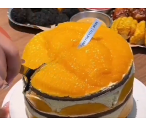 没见过这么诱人的芒果米麻薯蛋糕